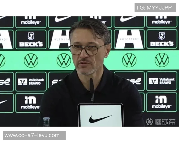 科瓦奇解释换下埃姆雷詹原因强调保护球员避免少一人作战风险